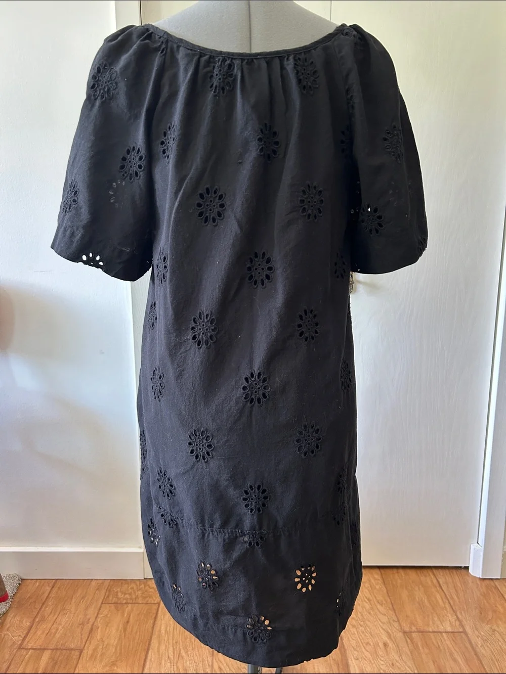 Black Eyelet Cotton Peasant Dress Free Assembly Medium - Picture 2 of 5